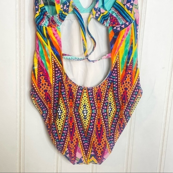 La Blanca Color Me Happy Plunging One-Piece Swimsuit 30 - Picture 8 of 9